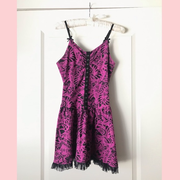 Betsey Johnson sleeveless fuchsia dress - Picture 1 of 3